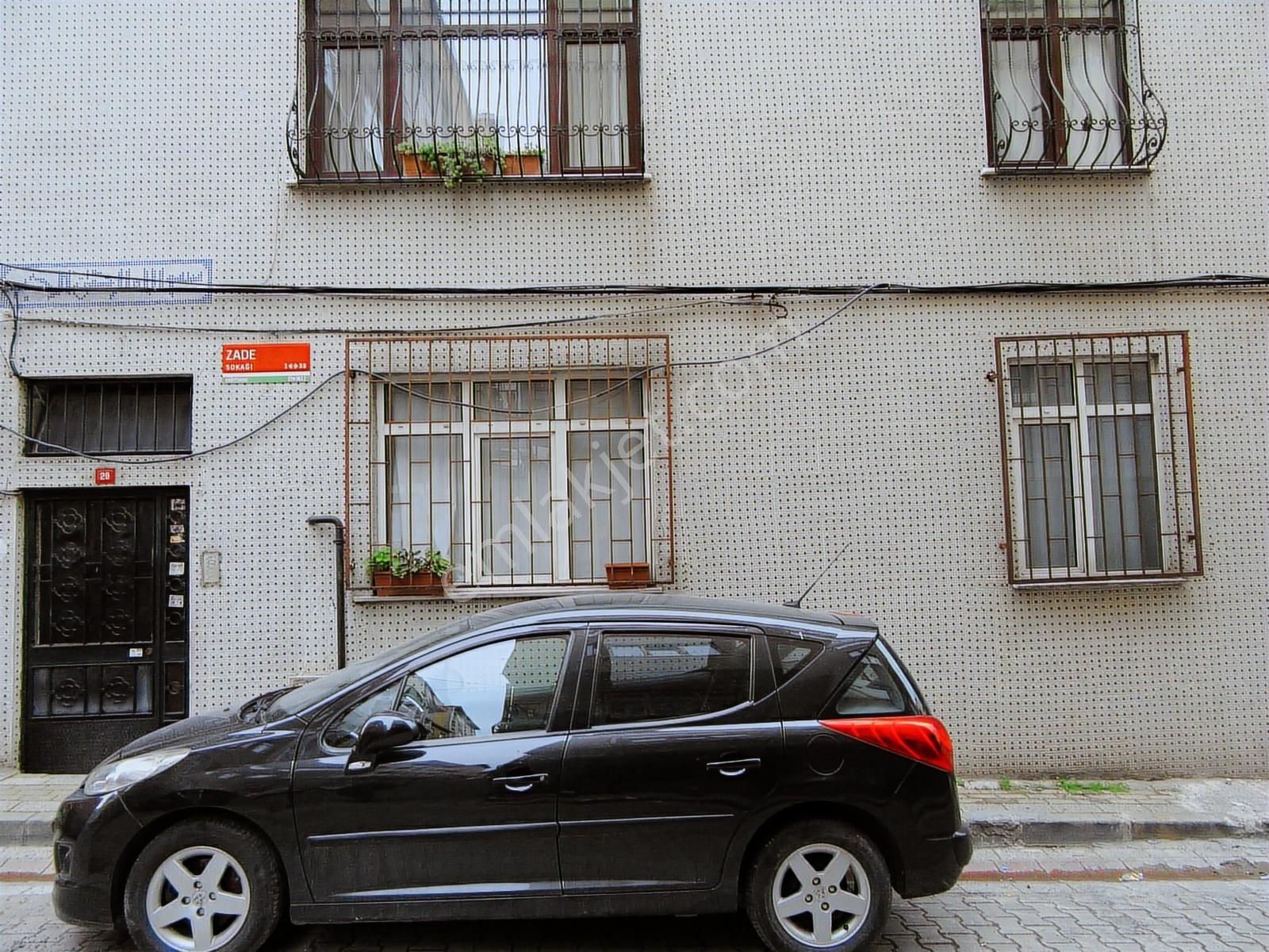 Çeliktepe Mahallesinde 1+1 80m2 Eşyalı Satılık Daire - Görsel 23