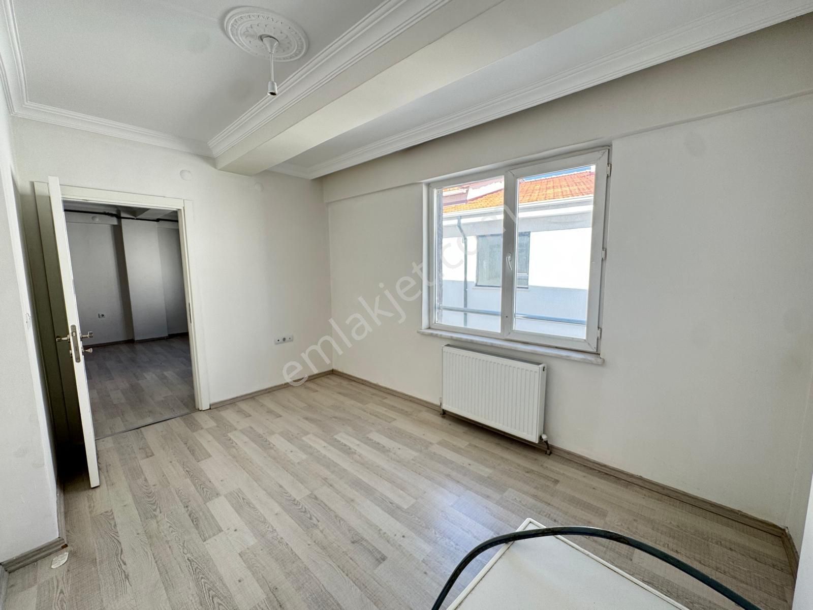 Oscar'dan Gündüz Ökçün Bulvarı Yakını 1+1 Daire - Görsel 15