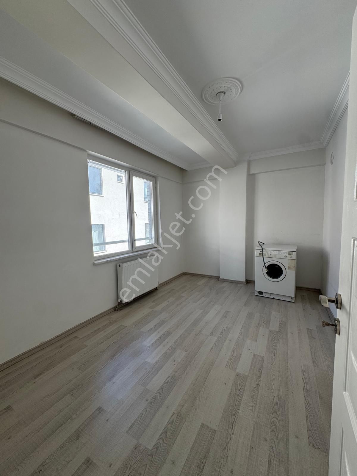 Oscar'dan Gündüz Ökçün Bulvarı Yakını 1+1 Daire - Görsel 13