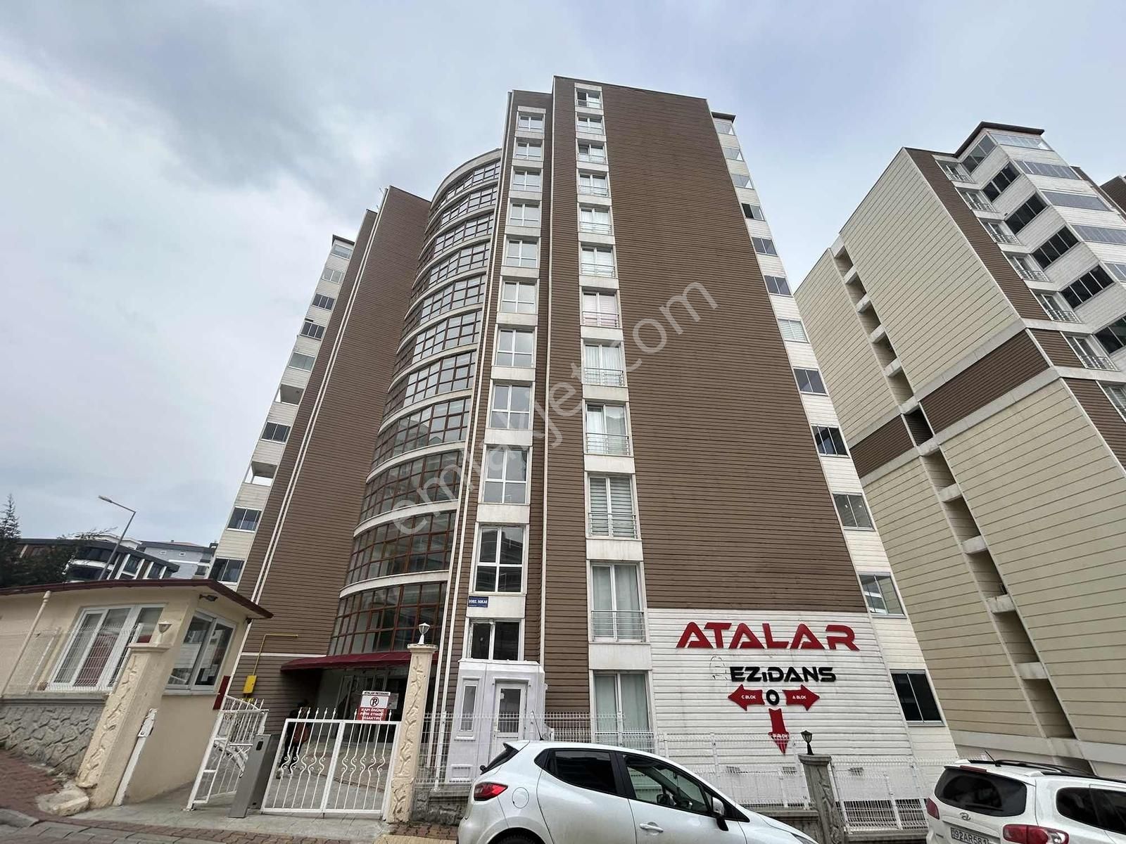 Deka Gayrimenkul'den Atakumda Eşyalı Kiracılı Arakat 1+1