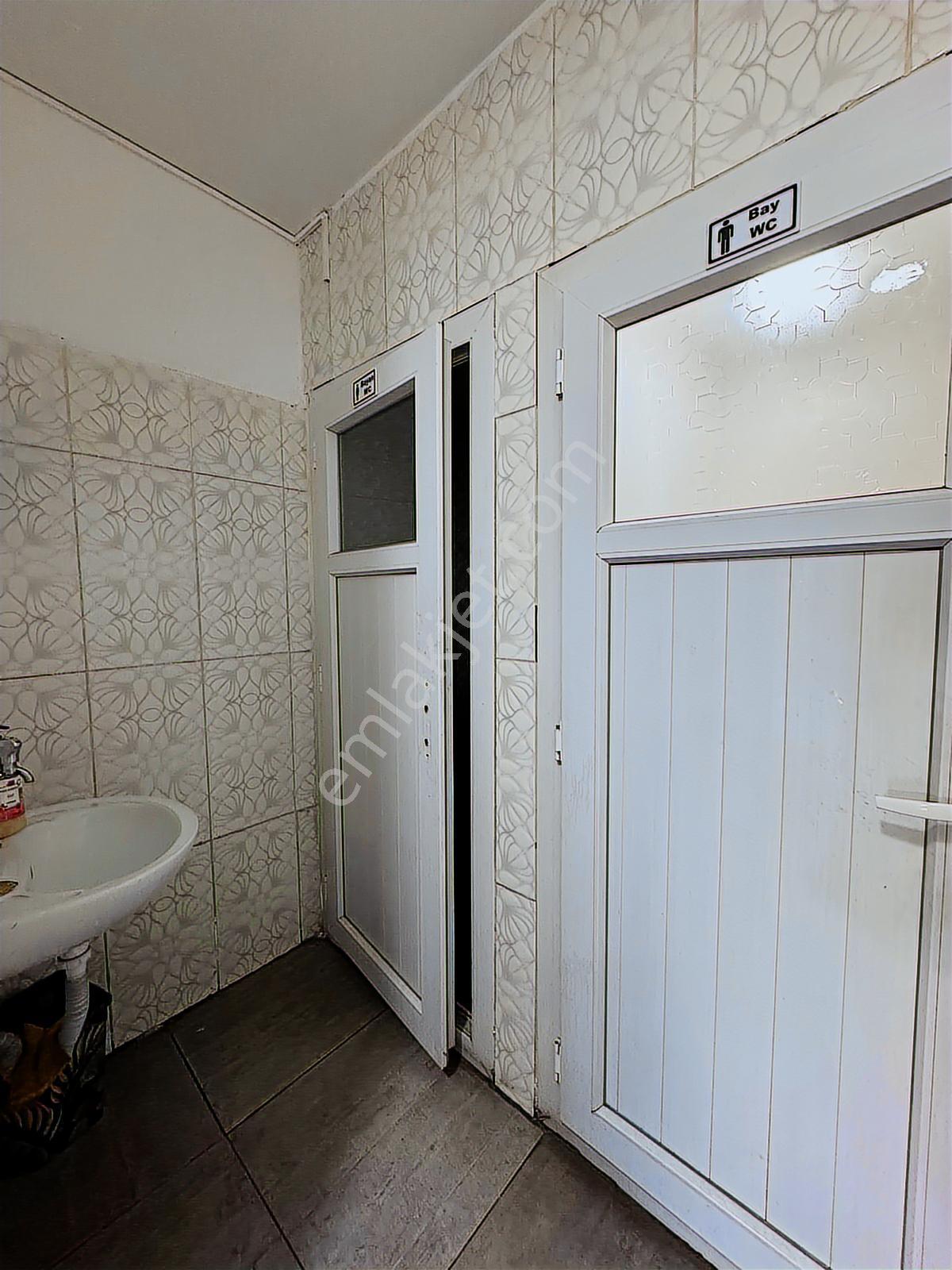 Gaziemir 6.sanayi 125 M2.yüksek Cirolu Devren Kiralık Lokanta - Görsel 12