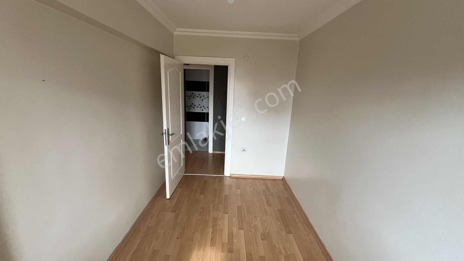 Büyükçekmece Mimaroba'da Kiralık 3+1 Daire - Görsel 14