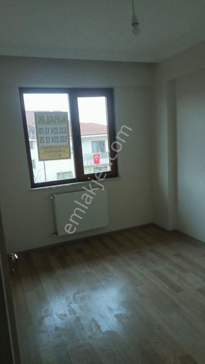 Alp Gayrimenkulden Sapanca Yolu Üzerinde Kiralık 2+1 Daire - Görsel 4
