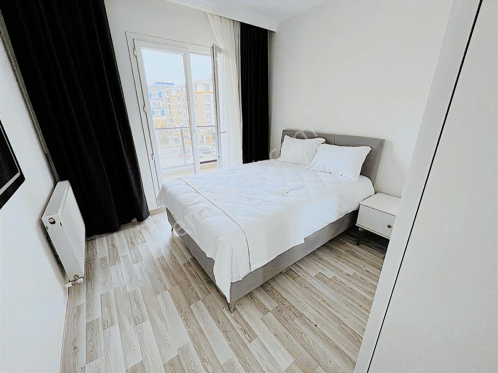 Tekirdağ Çerkezköy Tepe Bölgesinde Eşyalı 1 + 1 Kiralık Daire - Görsel 3