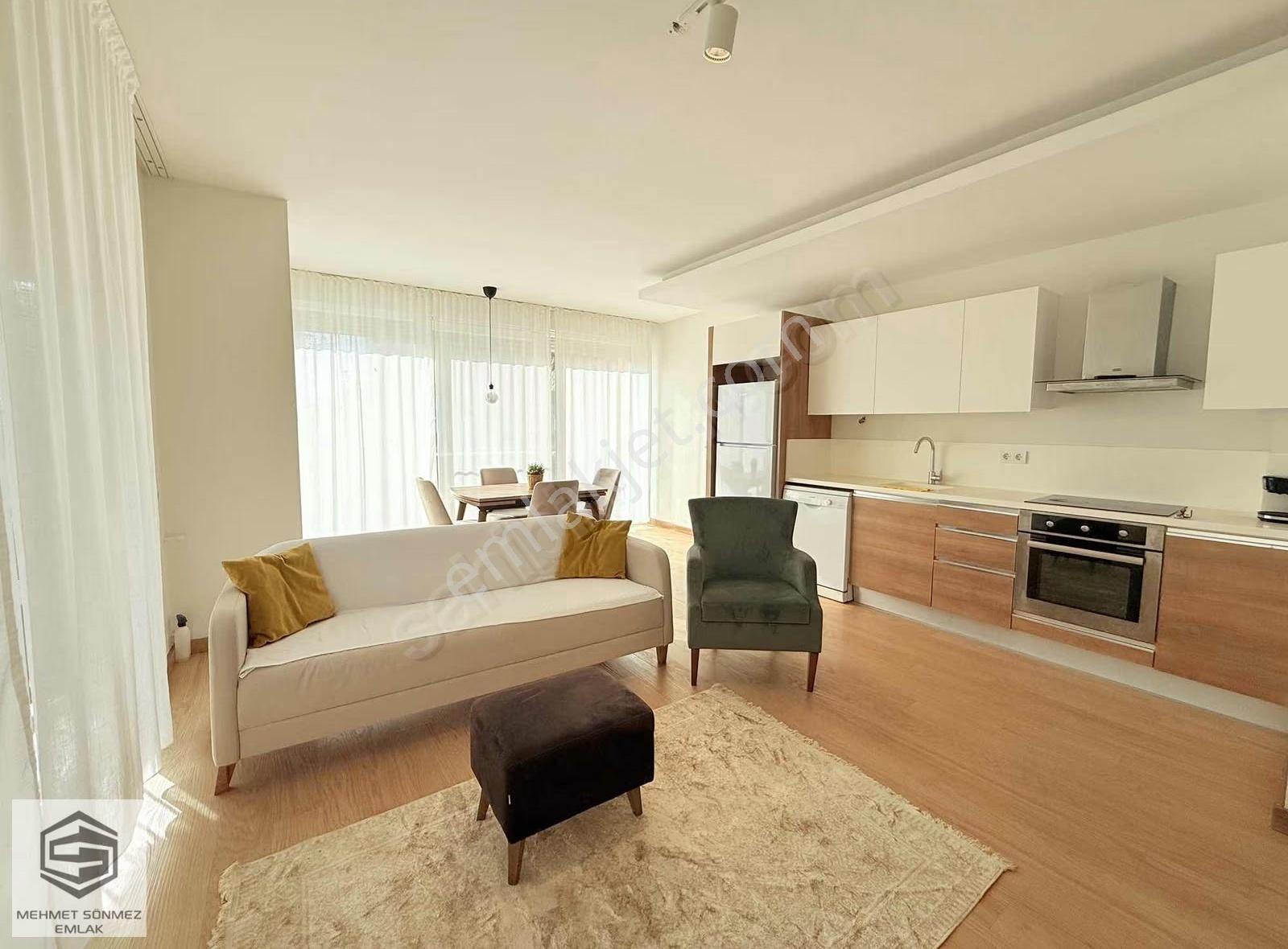 Muratpaşa Güzeloba Lara'da Site İçerisinde Lux 1+1 Bahçe Katı