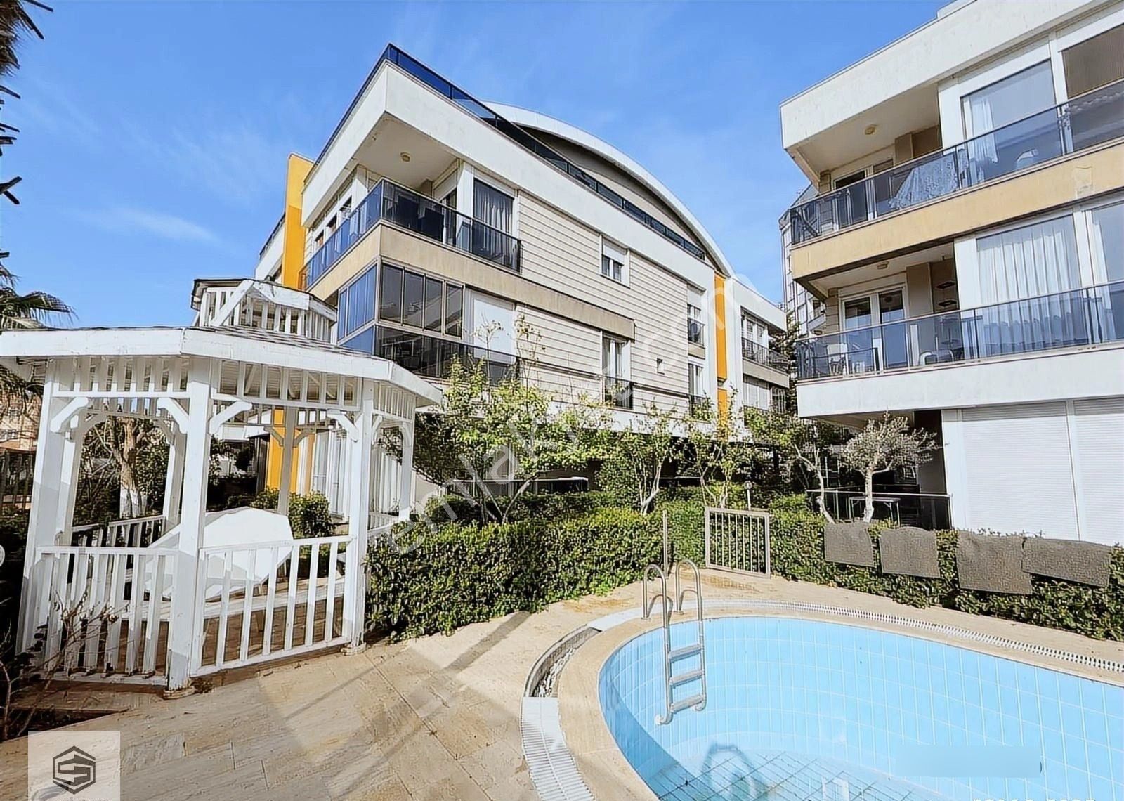 Muratpaşa Güzeloba Lara'da Site İçerisinde Lux 1+1 Bahçe Katı - Görsel 6