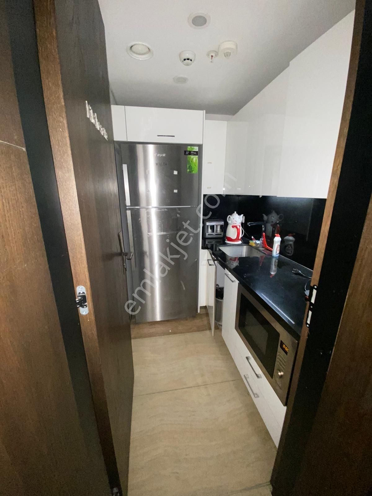 Nef 09 Plazada Metroya Çok Yakın Kiralık Ofis - Görsel 3