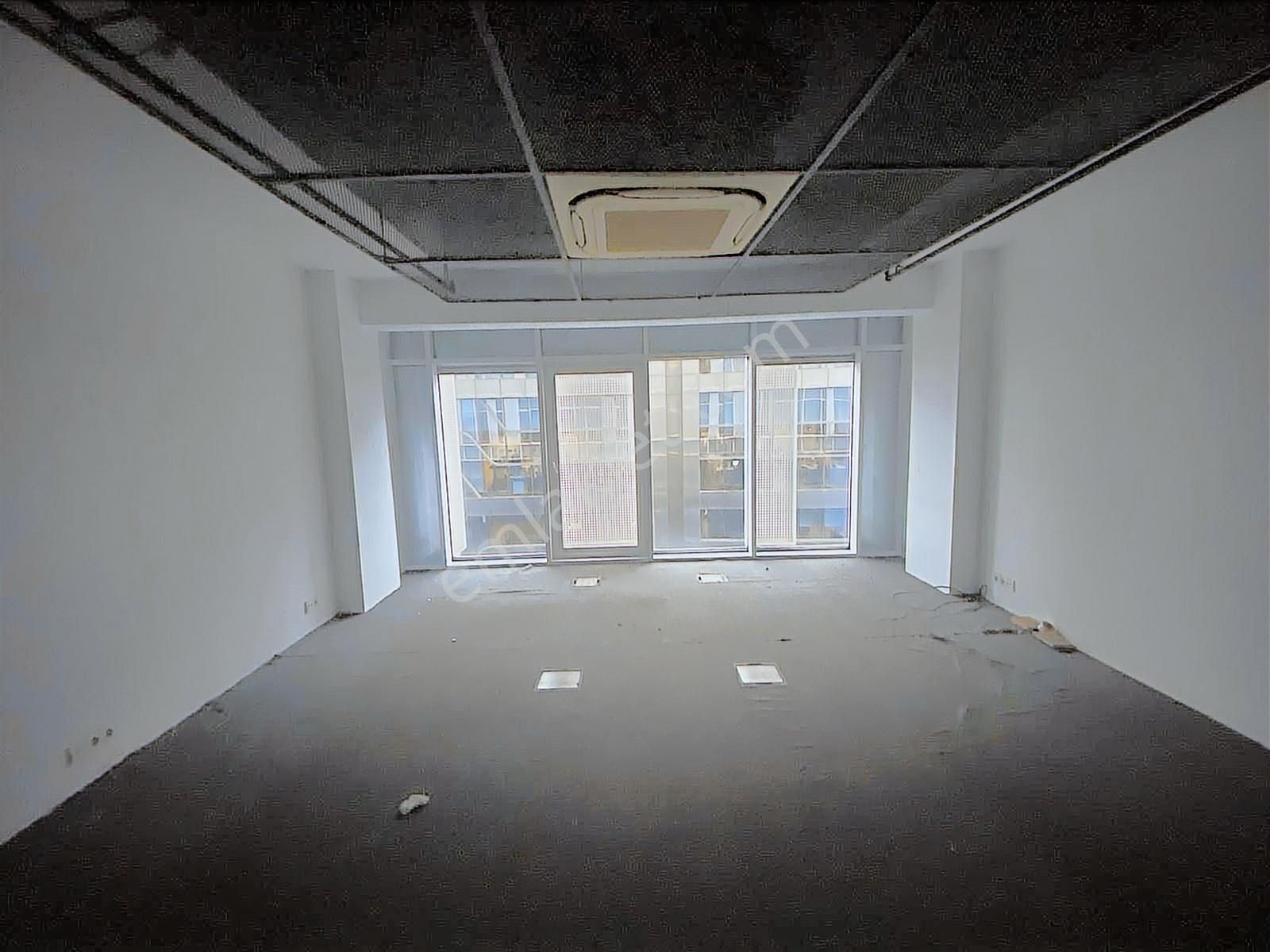 Nef 09 Plazada Metroya Çok Yakın Kiralık Ofis - Görsel 9