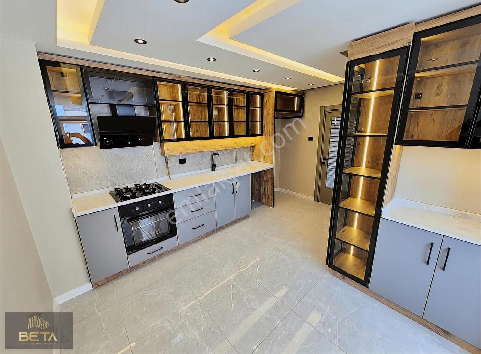 Toros Mah Kenan Evren Semt Pazarı Civarı 3+1 Süper Lüx Satılık