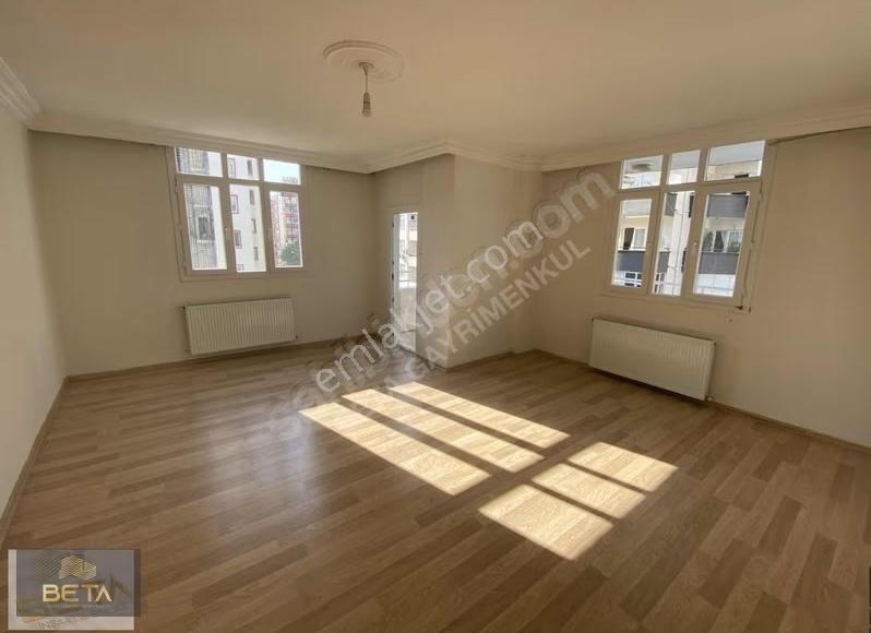 Mavi Bulvar Toros Mahallesi Pazar Civarı 3+1 Kombili Satılık!! - Görsel 4