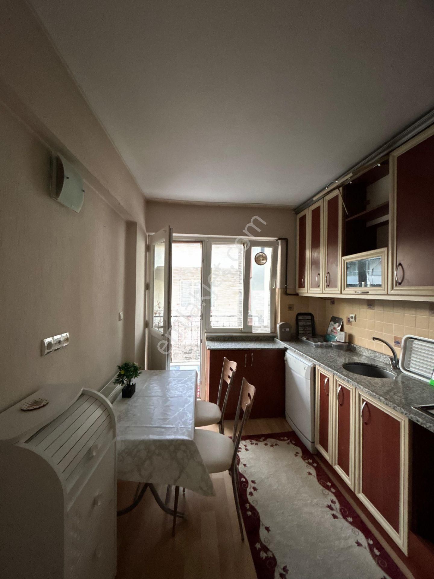 Ender Uysal Gayrimenkulden Asmalıevlerde Kiralık 2+1 Eşyalı Arakat Daire... *