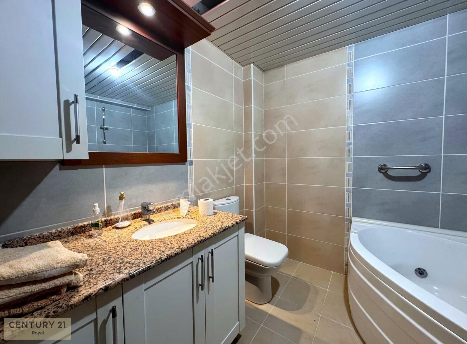 Dikmen Sokullu Caddesinde Teraslı Satılık 6+1 Daire - Görsel 15