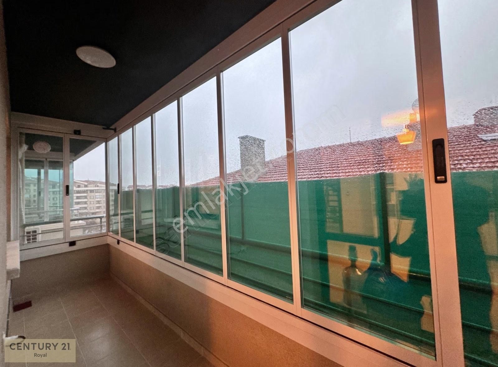 Dikmen Sokullu Caddesinde Teraslı Satılık 6+1 Daire - Görsel 14