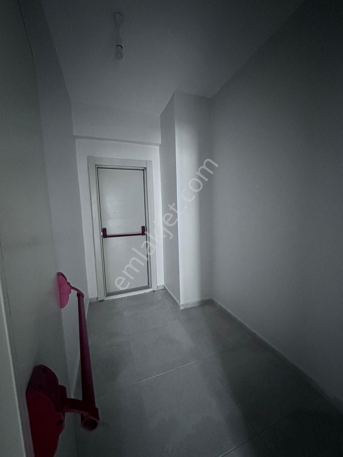 Yukarı Alatada Kiralık 3+1 - Görsel 3