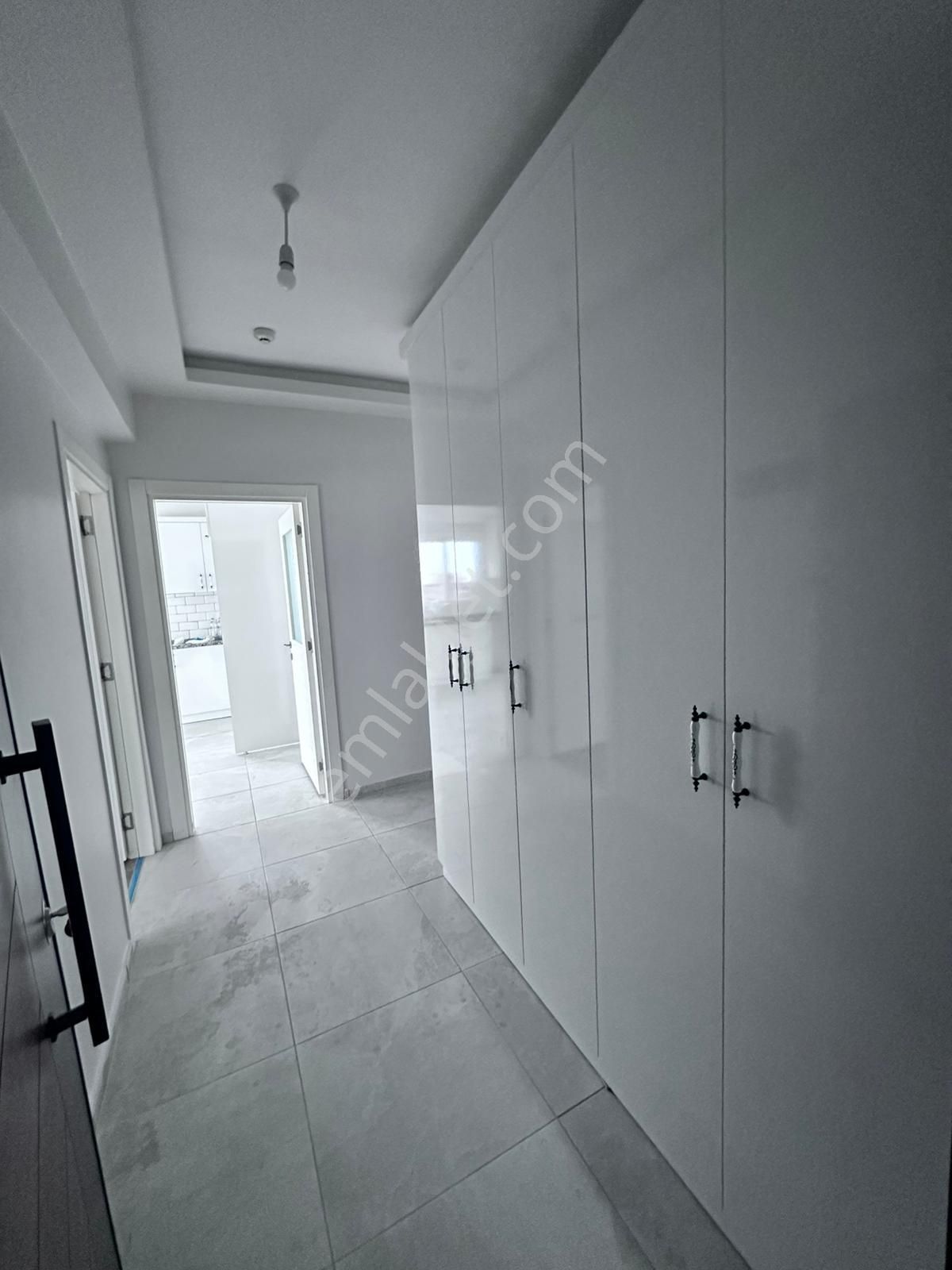 Yukarı Alatada Kiralık 3+1 - Görsel 11