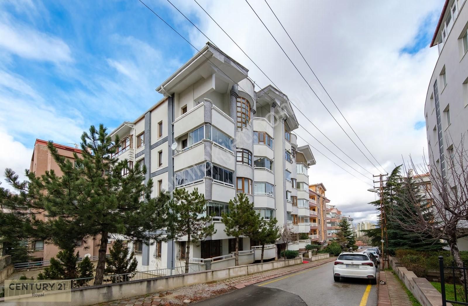 Sancak Mahallesi 5.5+1 Dubleks Kiracısız Satılık - Görsel 19