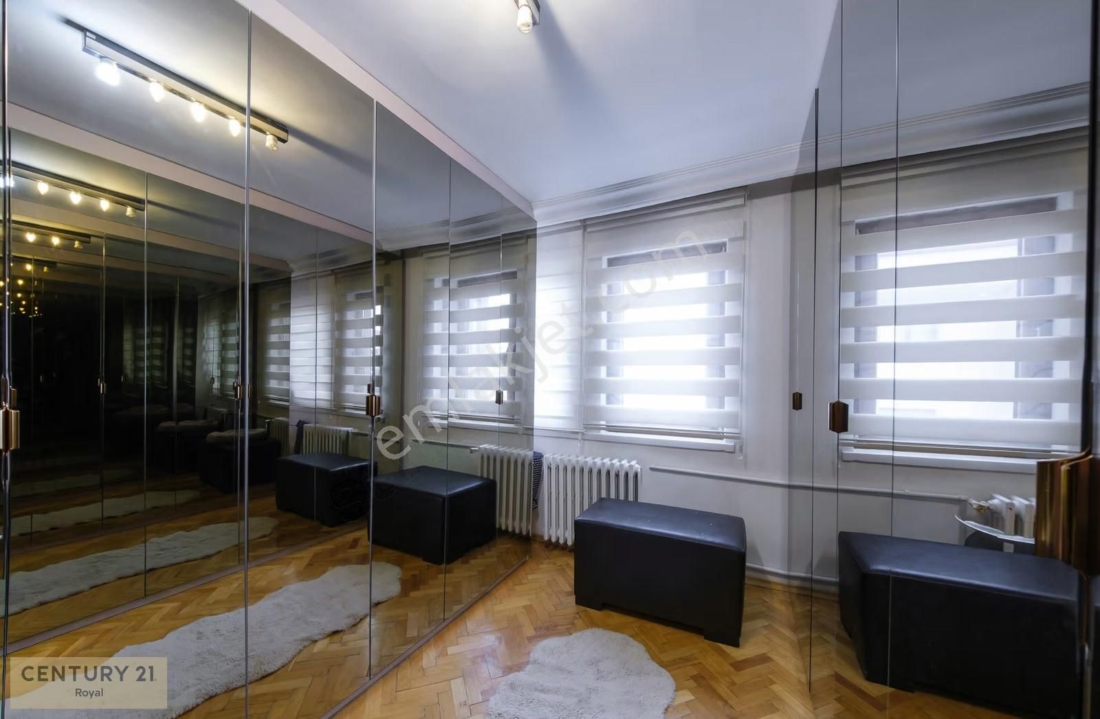 Sancak Mahallesi 5.5+1 Dubleks Kiracısız Satılık - Görsel 32