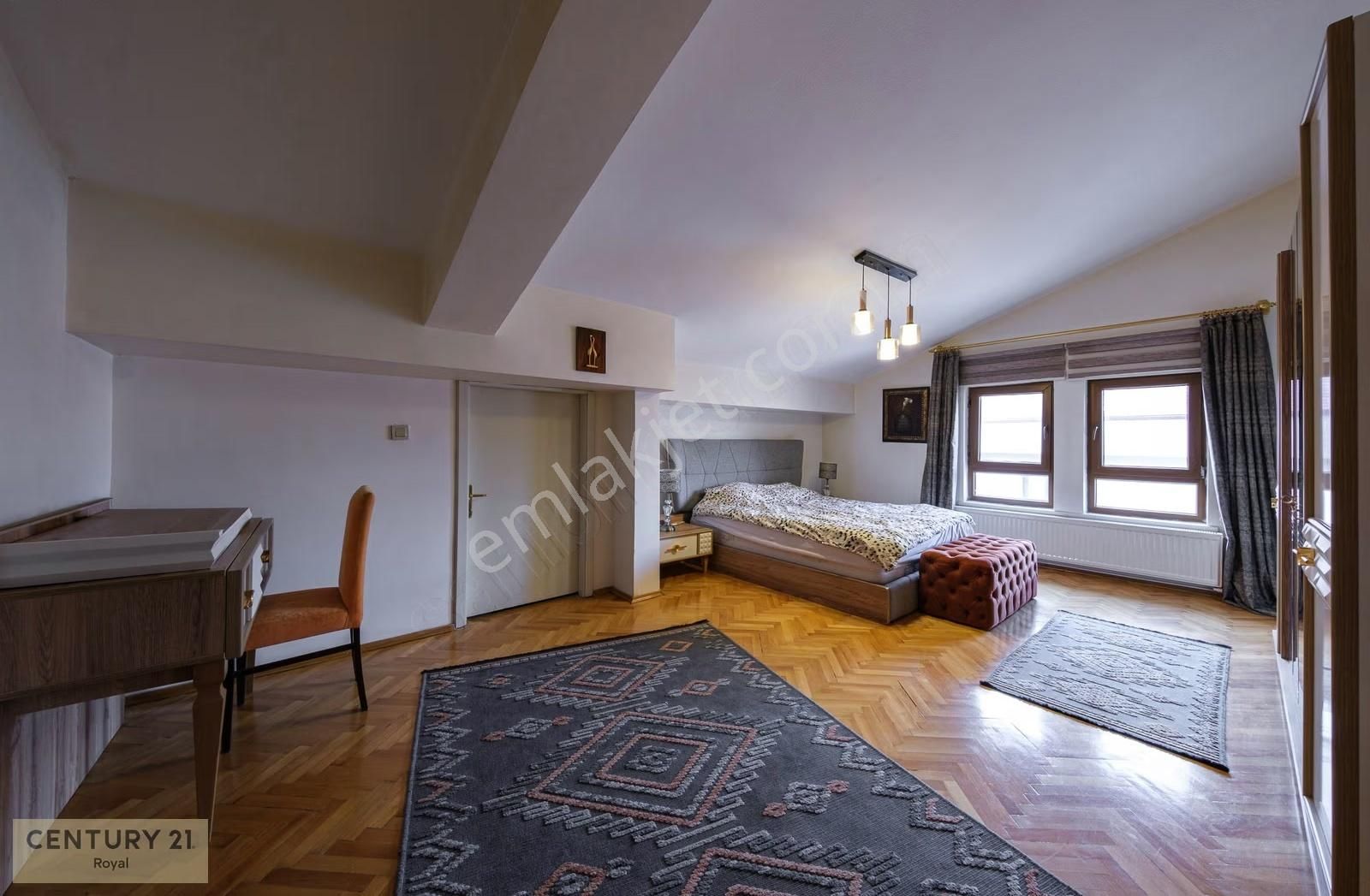 Sancak Mahallesi 5.5+1 Dubleks Kiracısız Satılık - Görsel 5