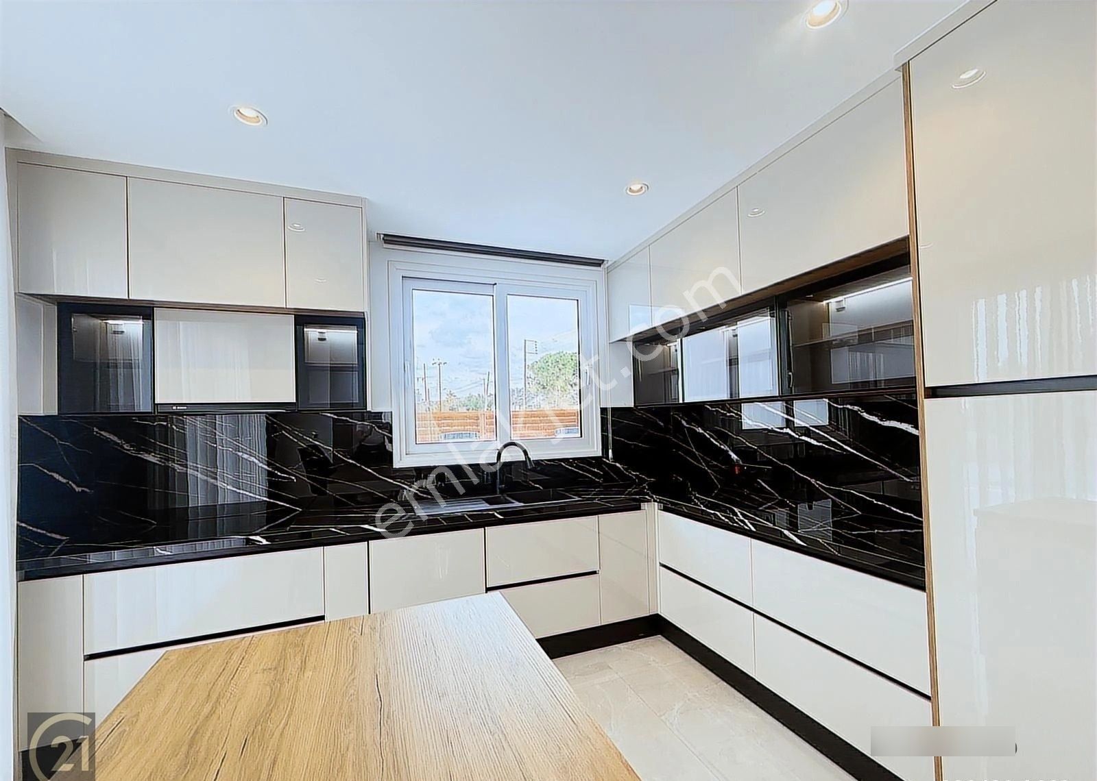 Kktc Esentepe Çatalköy Alagadi Sıfır Ful Eşyalı Havuzlu Villa - Görsel 19