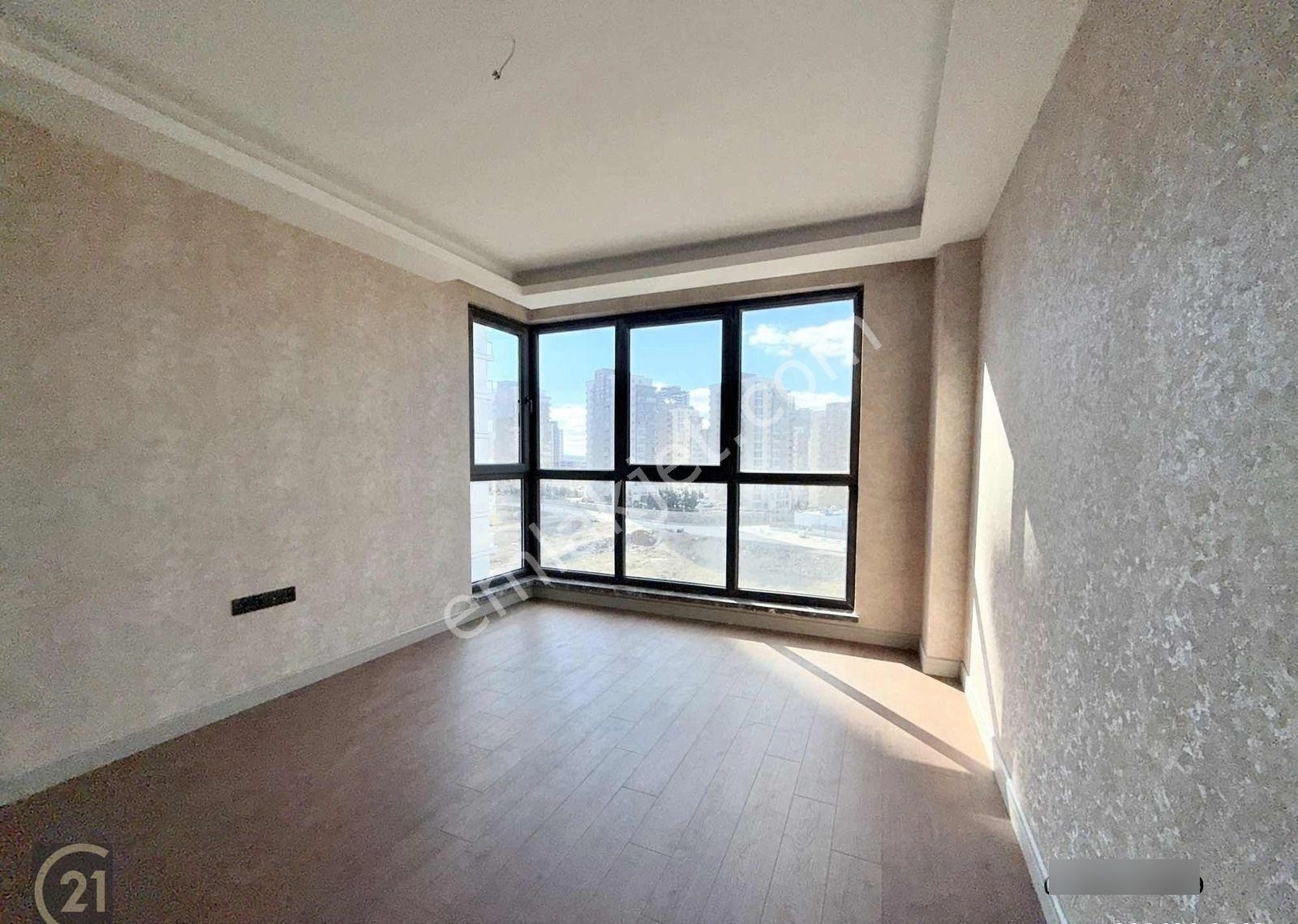 Vital İncek Sitesi Kış Bahçeli Çamaşır Odalı 4+1 Daire - Görsel 2