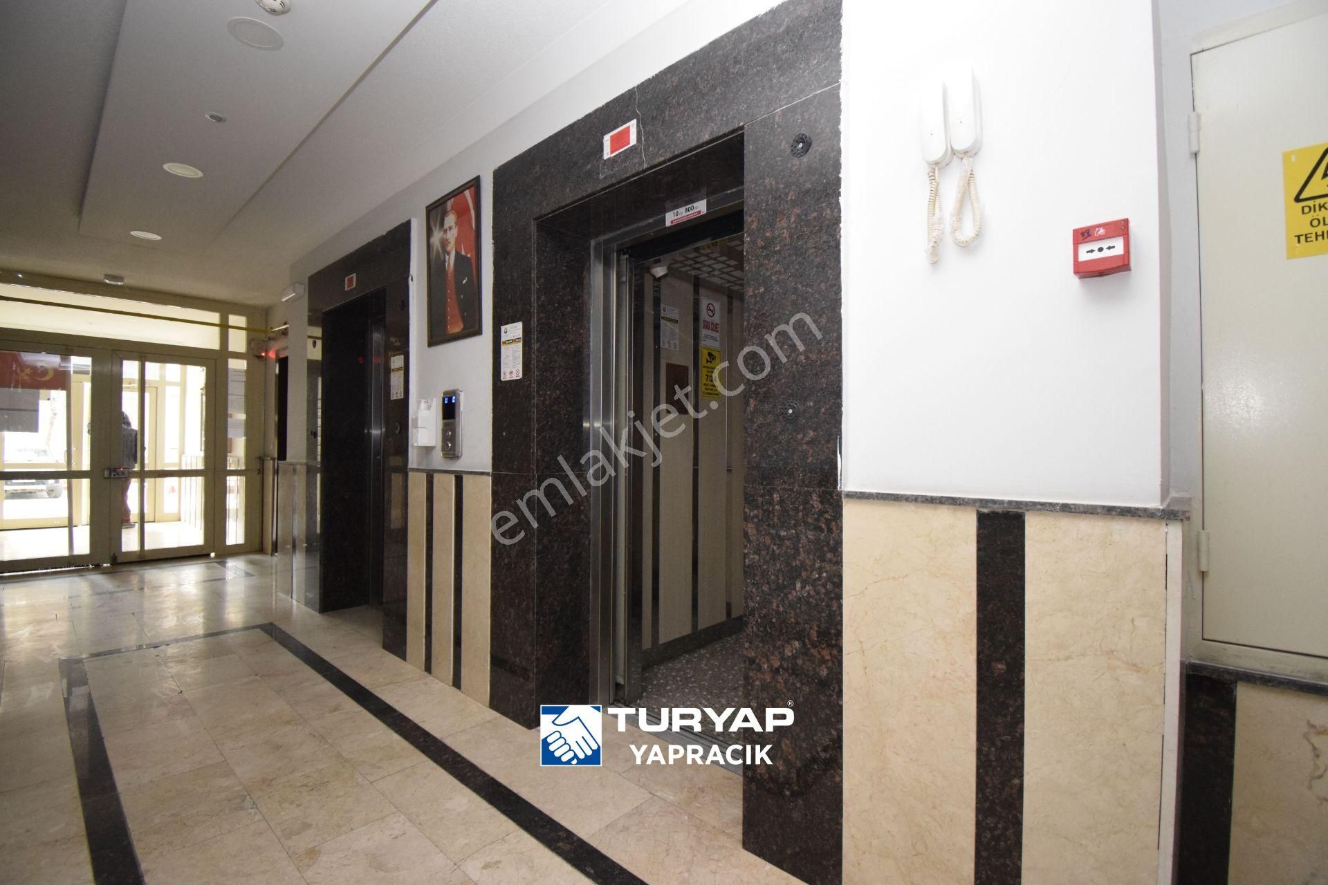 Turyap Yapracık'tan 1.bölgede Büyük Tip 2+1 Kiralık Daire - Görsel 18