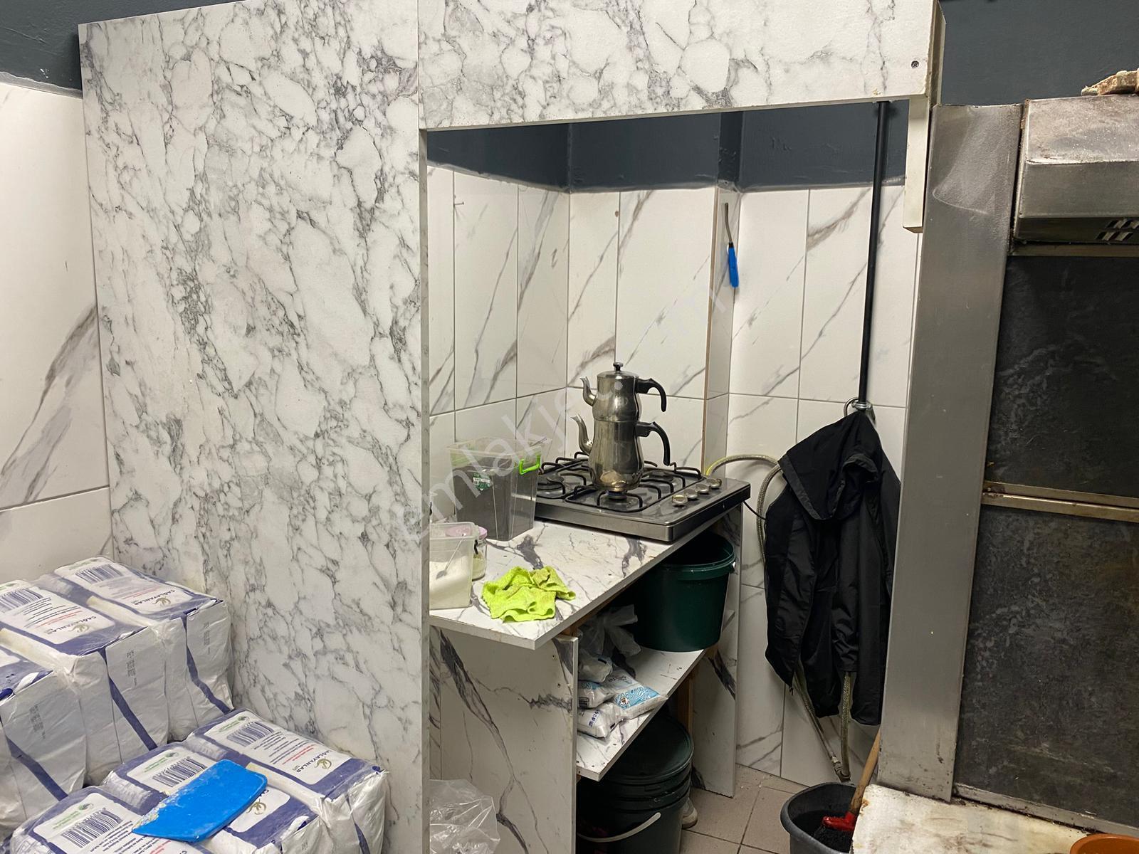Remax Mavi'den Ankara Caddesi'nde İşlek Ve Köşe Konumda İşletme - Görsel 21