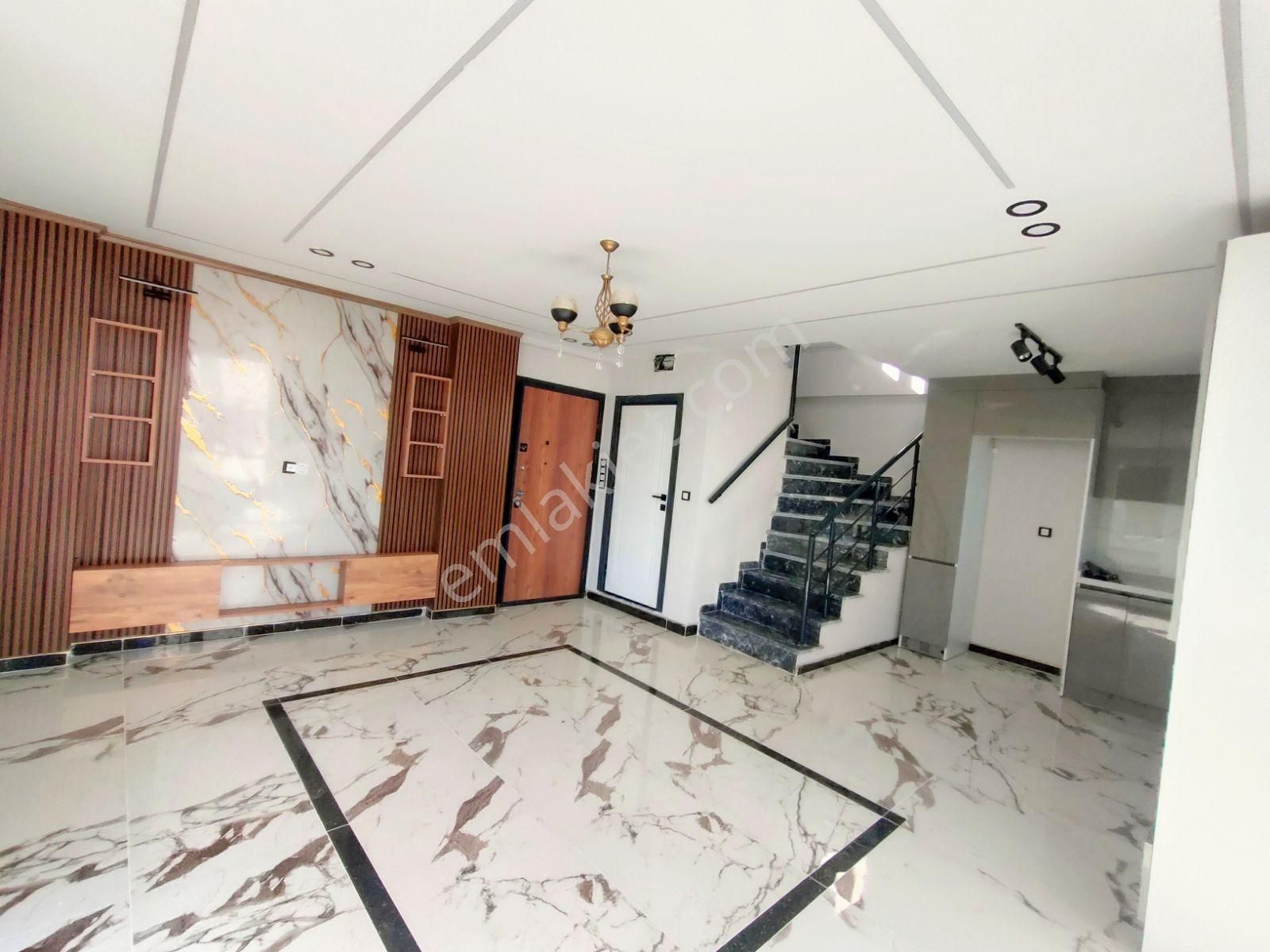 Kartallar'dan Müstakil Bahçeli Manzaralı Geniş Ferah 4+1 Villa. - Görsel 13