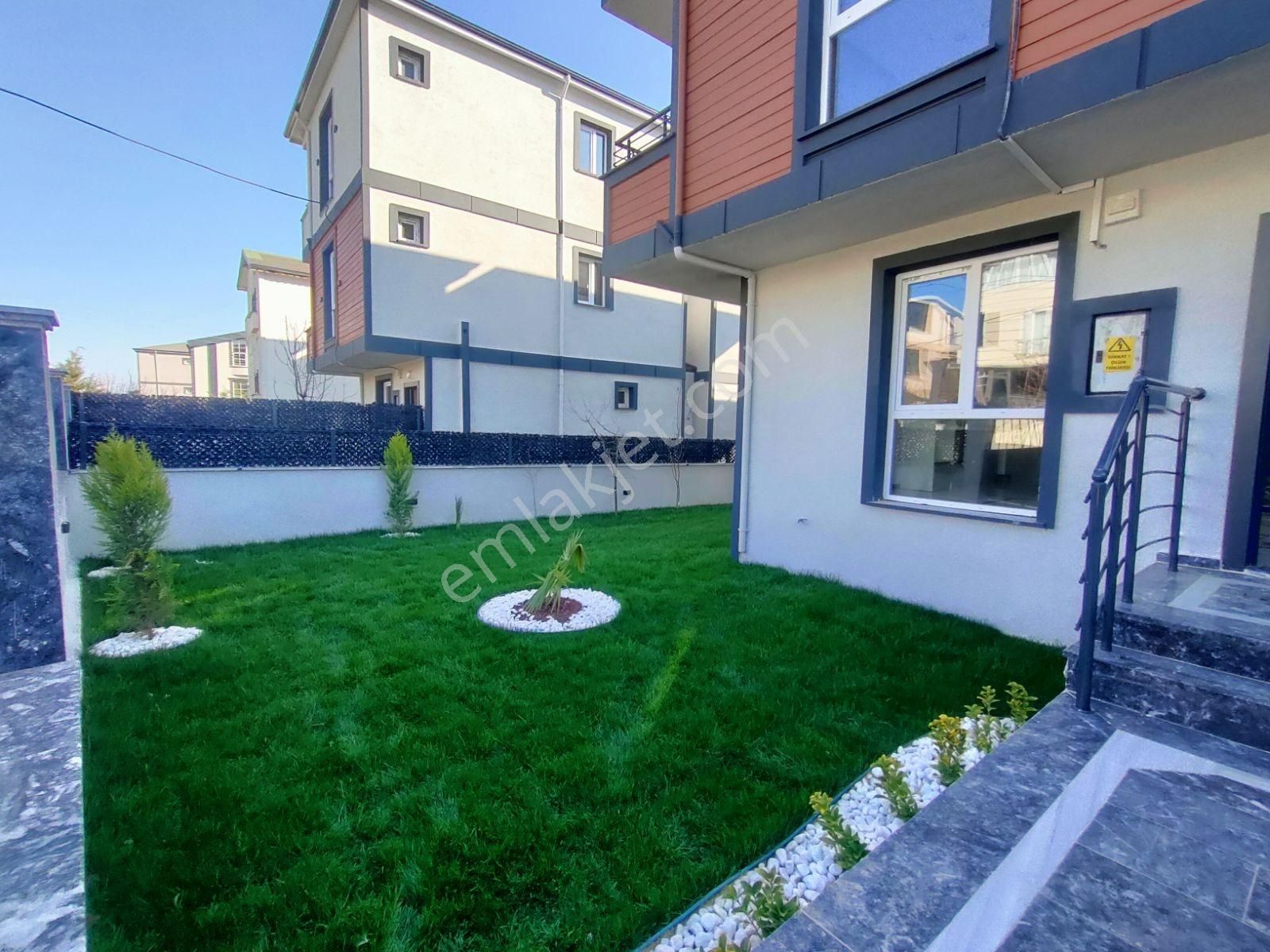 Kartallar'dan Müstakil Bahçeli Manzaralı Geniş Ferah 4+1 Villa. - Görsel 31