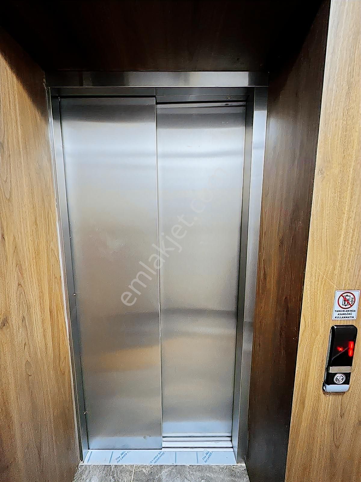 Sbell'den Emek'te Metro Yakını Yeni Binada Ön Cephede Lüks 1+1 - Görsel 4