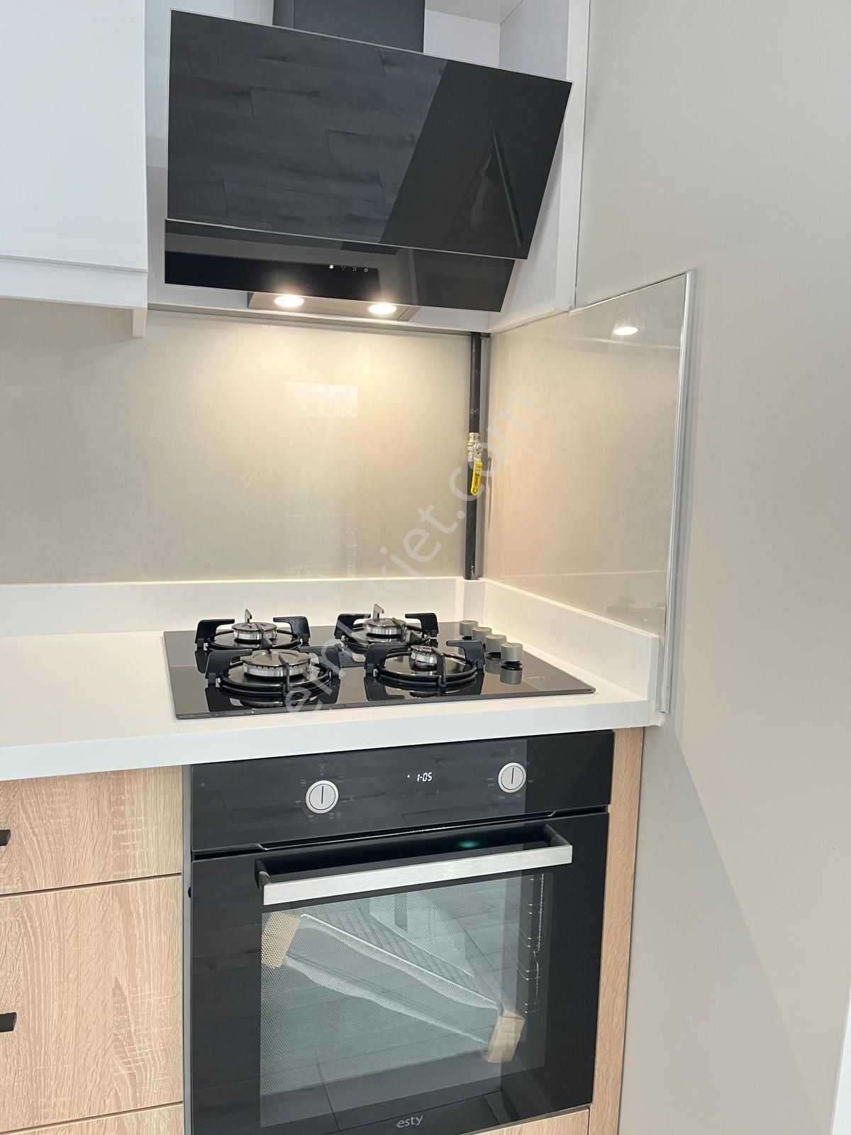 Sbell'den Emek'te Metro Yakını Yeni Binada Ön Cephede Lüks 1+1 - Görsel 22