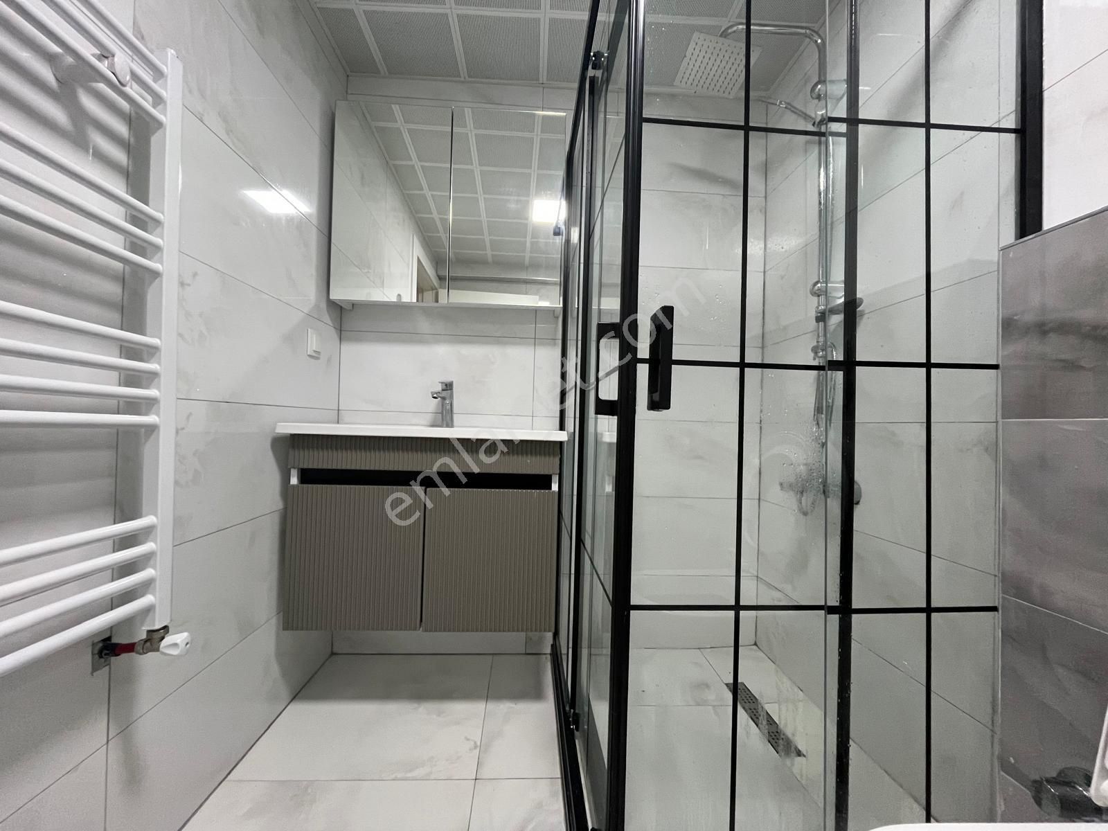 Sbell'den Emek'te Metro Yakını Yeni Binada Ön Cephede Lüks 1+1 - Görsel 17