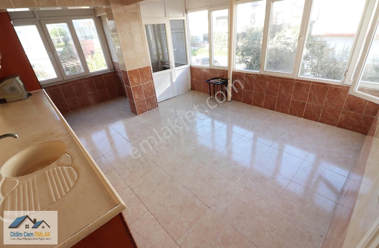 2+1 Ayrı Mutfaklı Çift Wc Katta Tek Ara Kat Kiralık Daire - Görsel 12