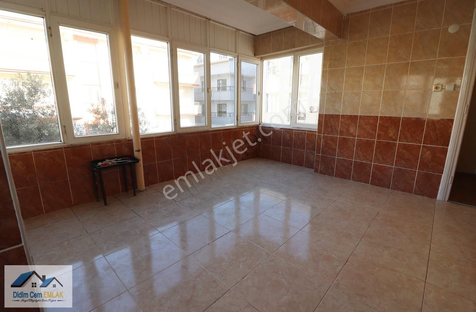 2+1 Ayrı Mutfaklı Çift Wc Katta Tek Ara Kat Kiralık Daire - Görsel 16