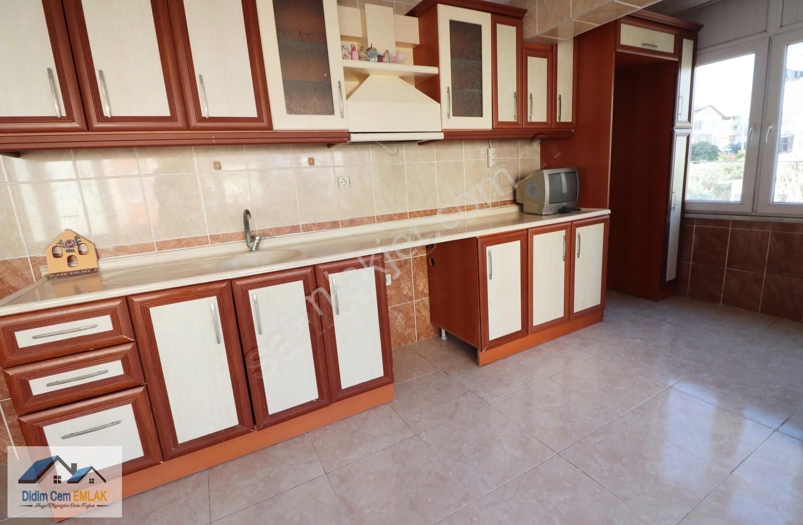 2+1 Ayrı Mutfaklı Çift Wc Katta Tek Ara Kat Kiralık Daire - Görsel 31