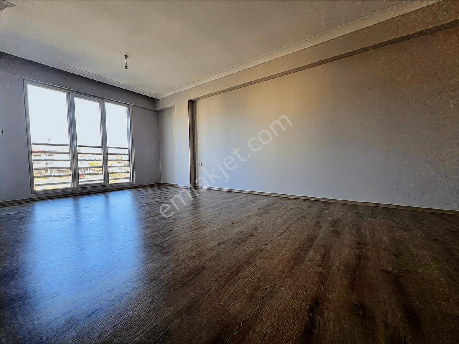 Muğla Bayır'da Merkezi Konumda Geniş Ara Kat 2+1 Kiralık Daire - Görsel 4