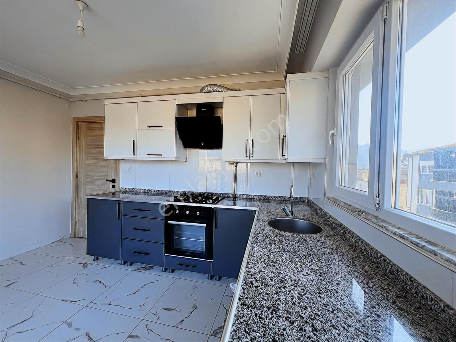 Muğla Bayır'da Merkezi Konumda Geniş Ara Kat 2+1 Kiralık Daire - Görsel 11