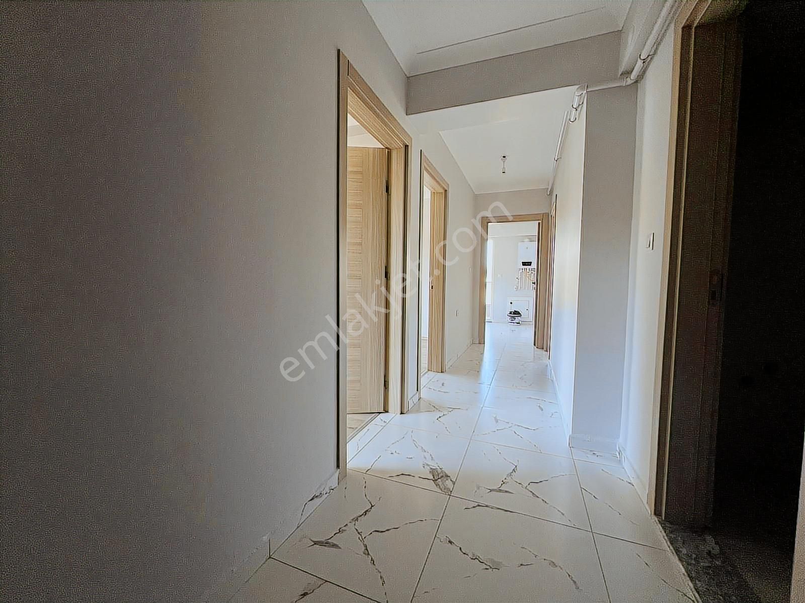 Muğla Bayır'da Merkezi Konumda Geniş Ara Kat 2+1 Kiralık Daire - Görsel 14