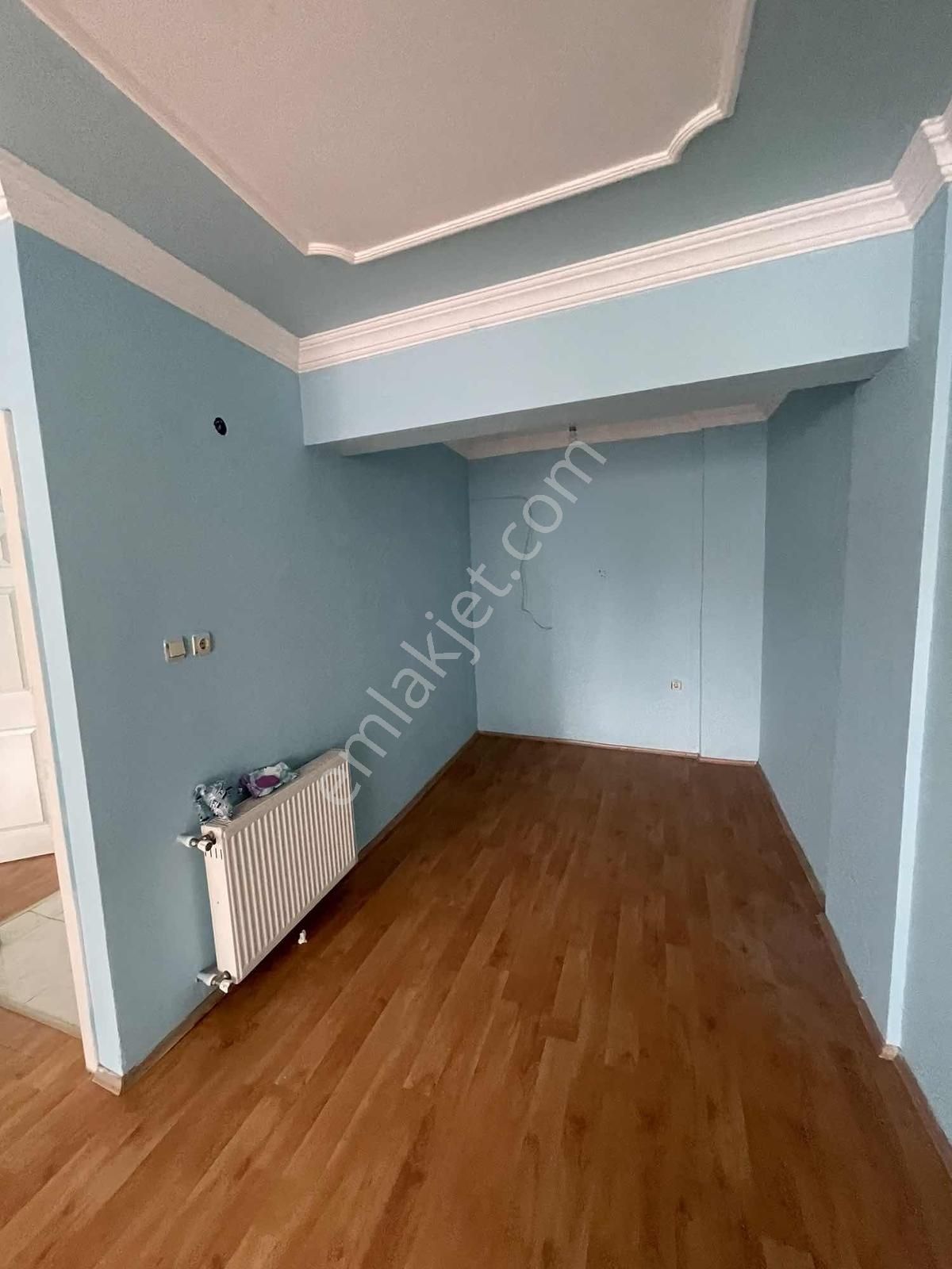 Atatürk Mahallesi Pazar Kurulan Cadde Merkezi Konumda - Görsel 12