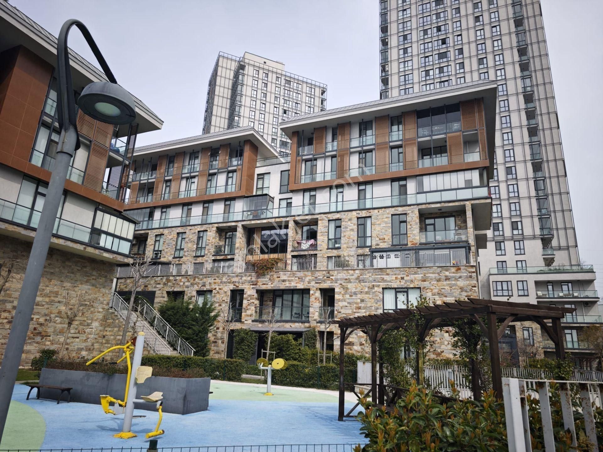 Başakşehir Ayazma Konaklarında Satılık 1.kat 3+1 - Görsel 15