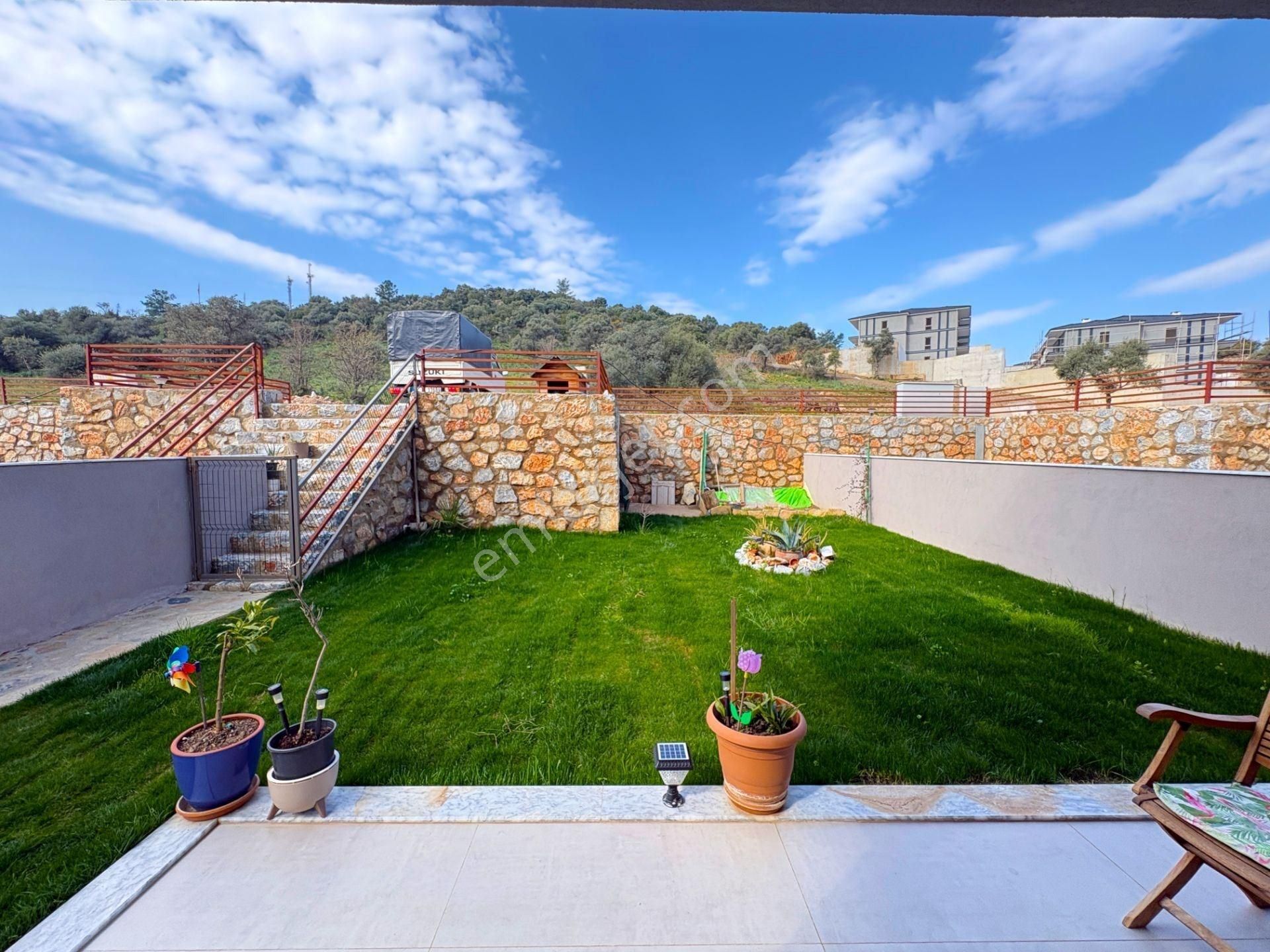 Milas Güneş Mahallesinde Bahçeli 4+1 Kiralık Dubleks Villa - Görsel 7