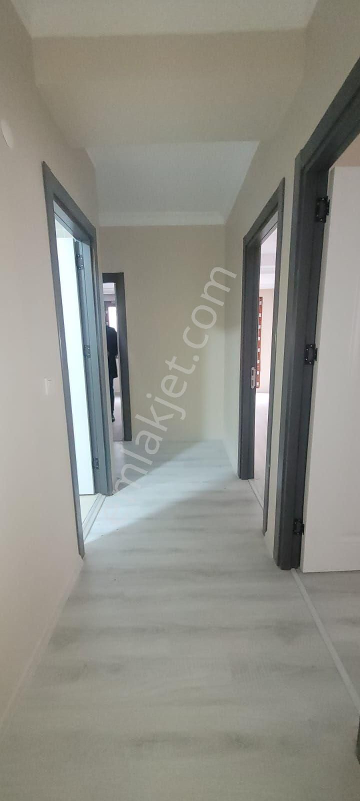 S.evler Merkezde Metrobüse 9dk.yeni Binada Sıfır 2+1 80m2 Ultralux Kiralik 1.kat - Görsel 22