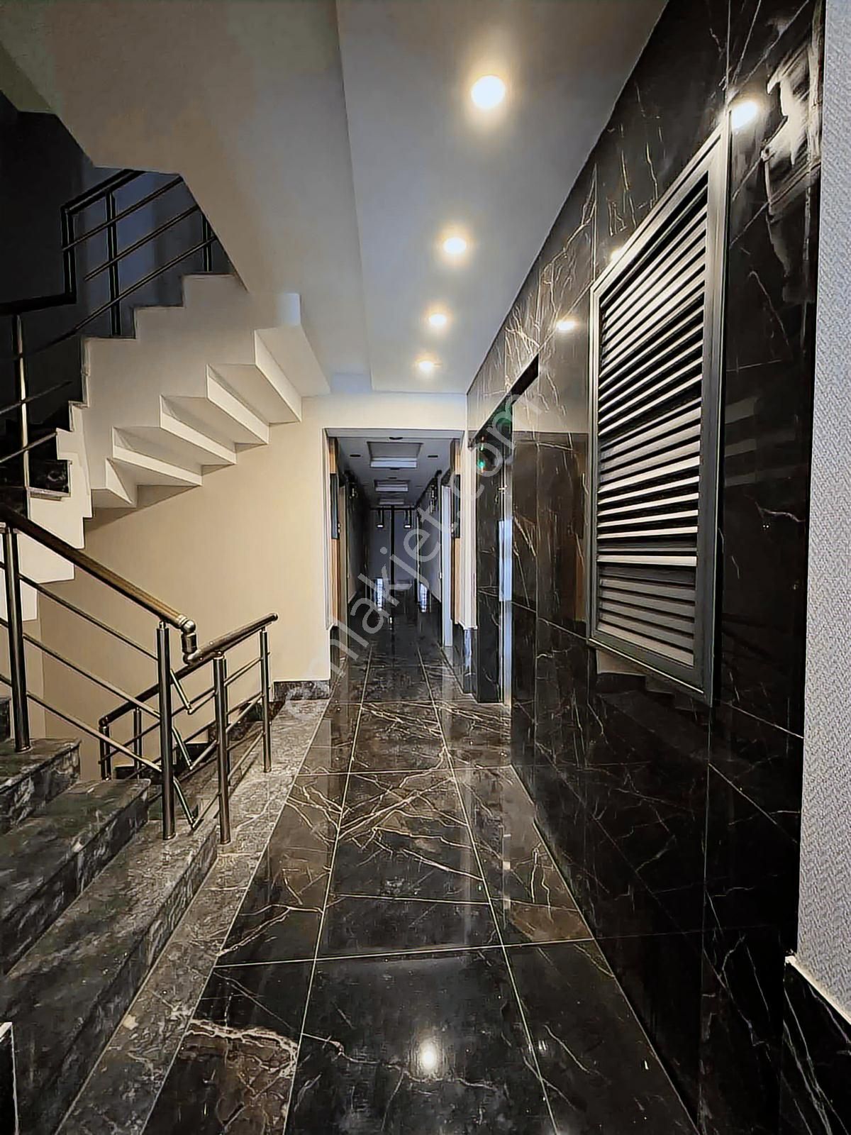 Antalya Hurma Sıfır Daire Katta Geniş D.gaz Yerden Isıtma - Görsel 13