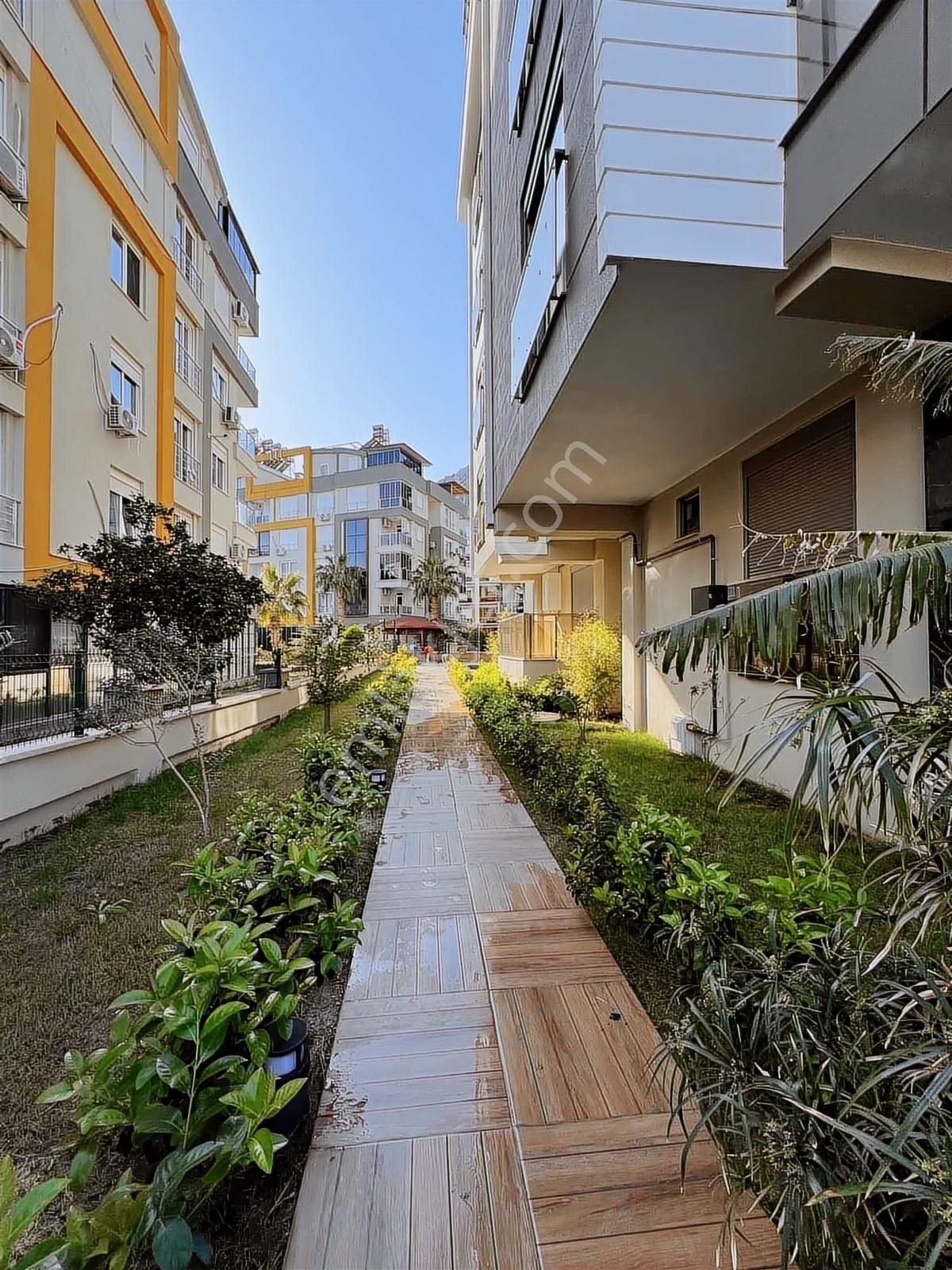 Antalya Hurma Sıfır Daire Katta Geniş D.gaz Yerden Isıtma - Görsel 9