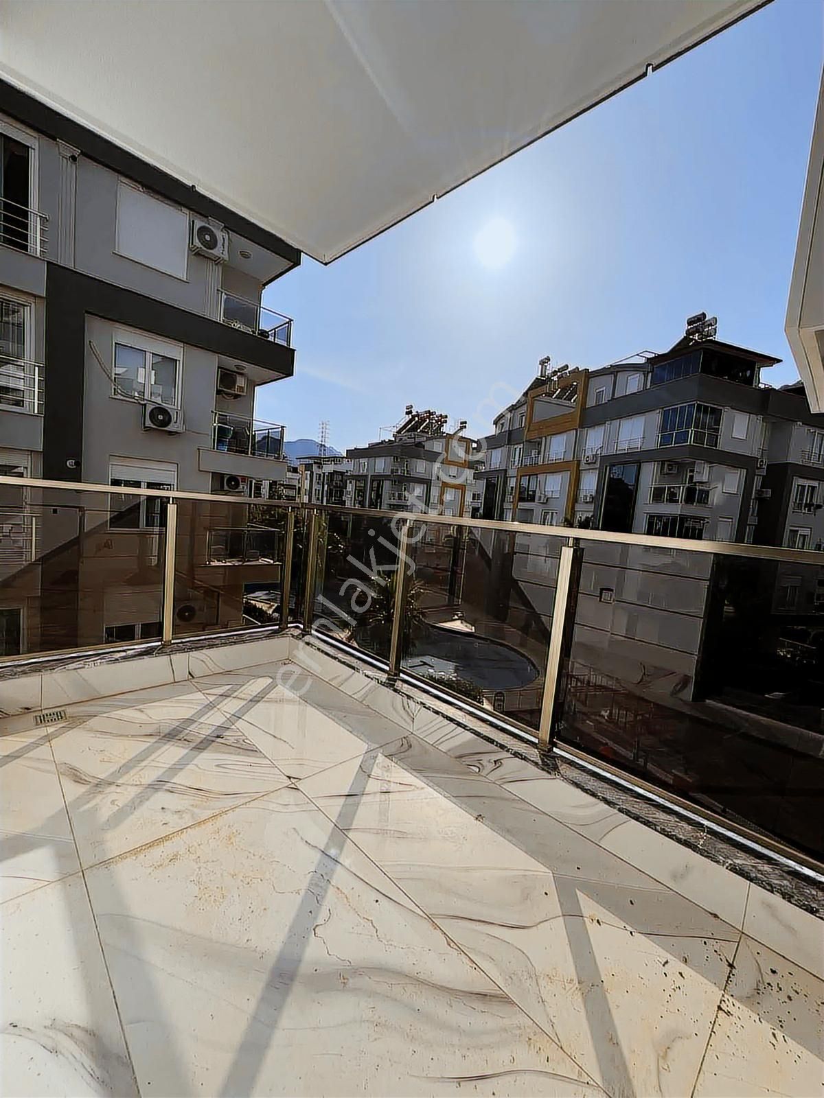 Antalya Hurma Sıfır Daire Katta Geniş D.gaz Yerden Isıtma - Görsel 11