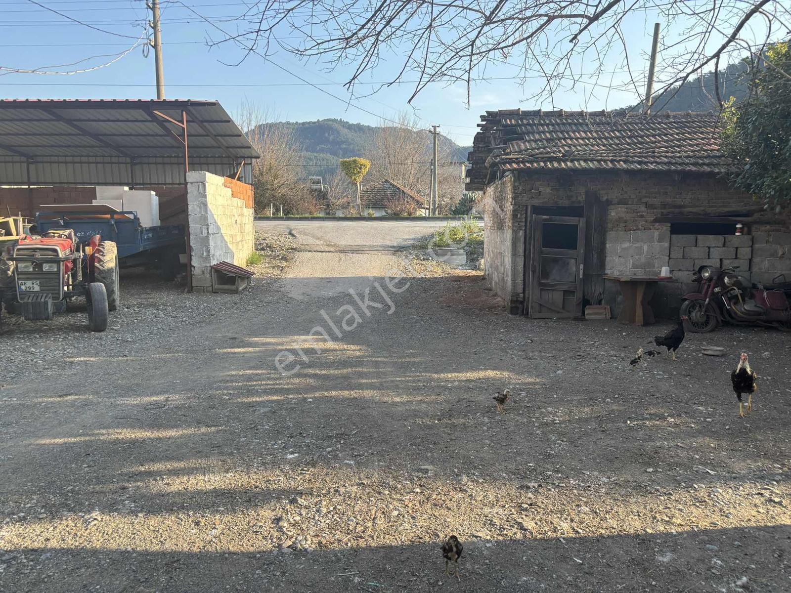 Nysa Emlak 'tan Çevre Yoluna Cephe Satılık Köy Evi - Görsel 2