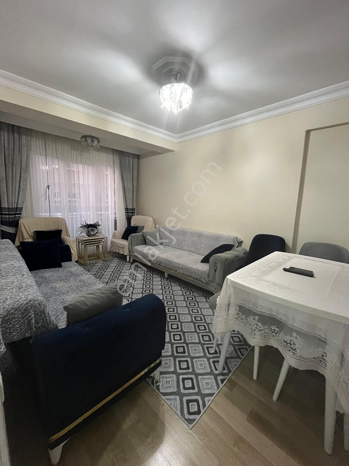 Loft'tan İnönü Mh Maslakçeşme Cad Yakını 2+1 75m2 1.kat Kelepir Daire - Görsel 3