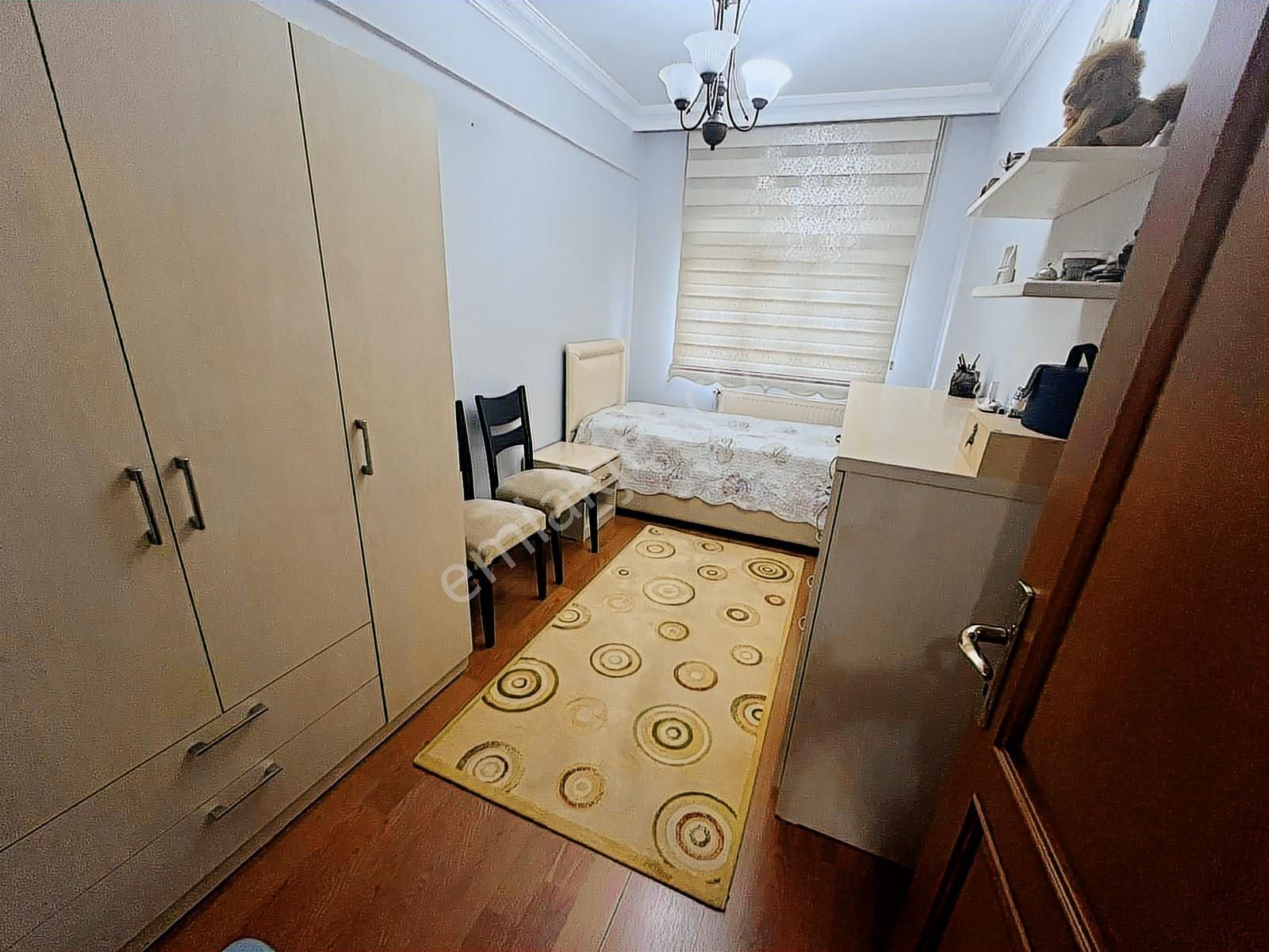 Şeref Emlak Göçmenler Sokak Satılık Daire 4.500.000 Tl - Görsel 8