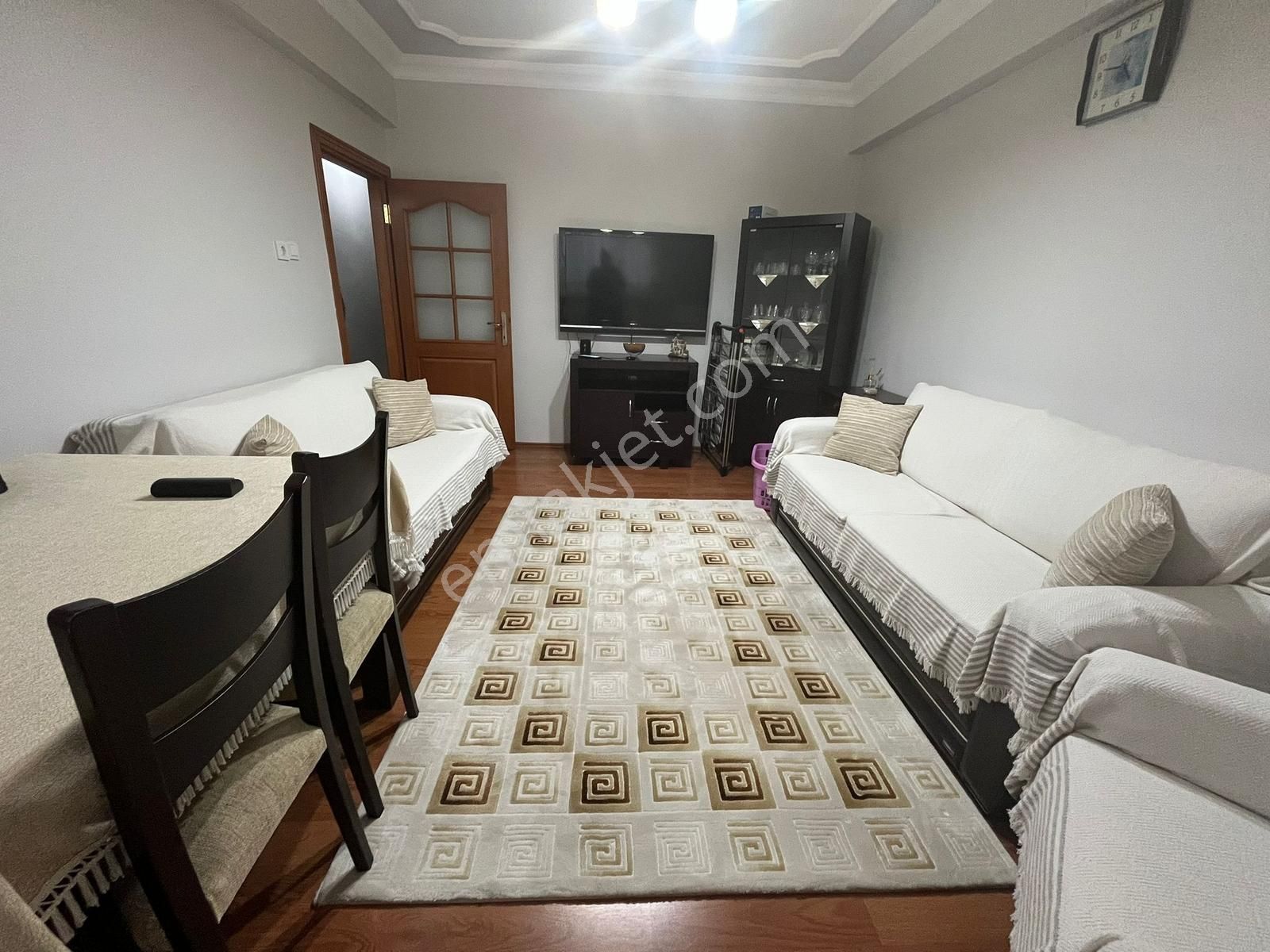 Şeref Emlak Göçmenler Sokak Satılık Daire 4.500.000 Tl - Görsel 3