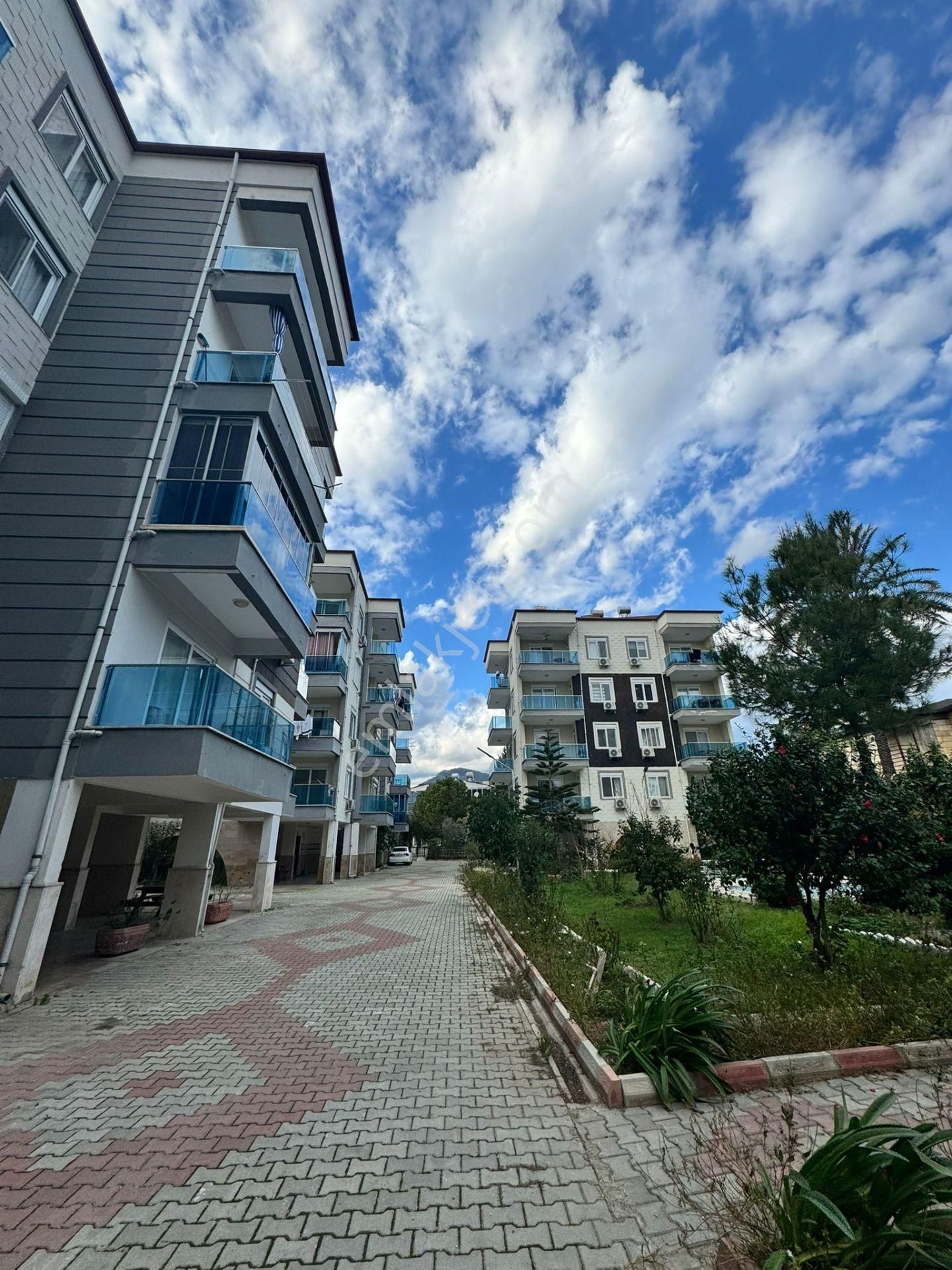Anamur Güzelyurt Mahallesi Sencer Giray Sitesinde Satılık Ve Kiralık 2+1, 3+1 Daireler - Görsel 15