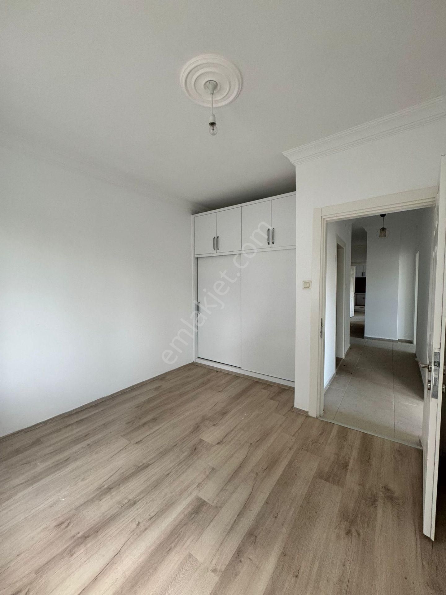 Anamur Güzelyurt Mahallesi Sencer Giray Sitesinde Satılık Ve Kiralık 2+1, 3+1 Daireler - Görsel 8